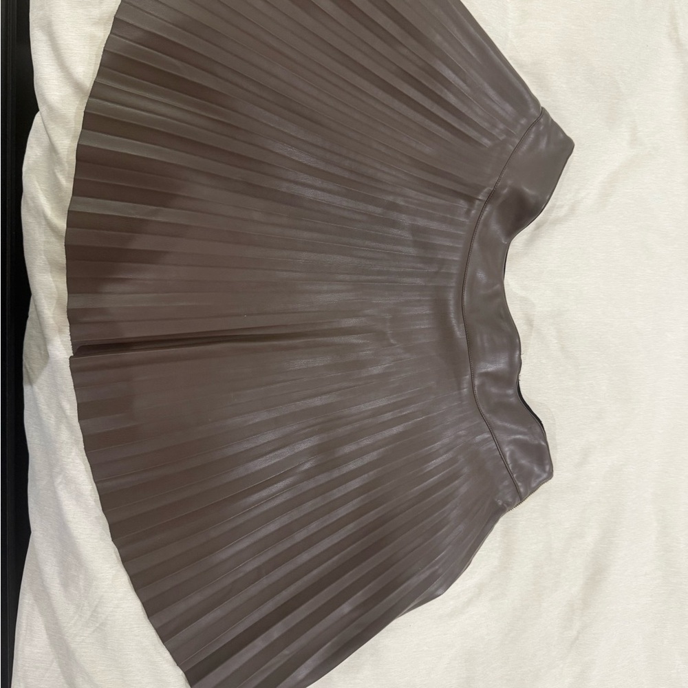 bebe Chocolate Brown Pleated Skater Skirt
